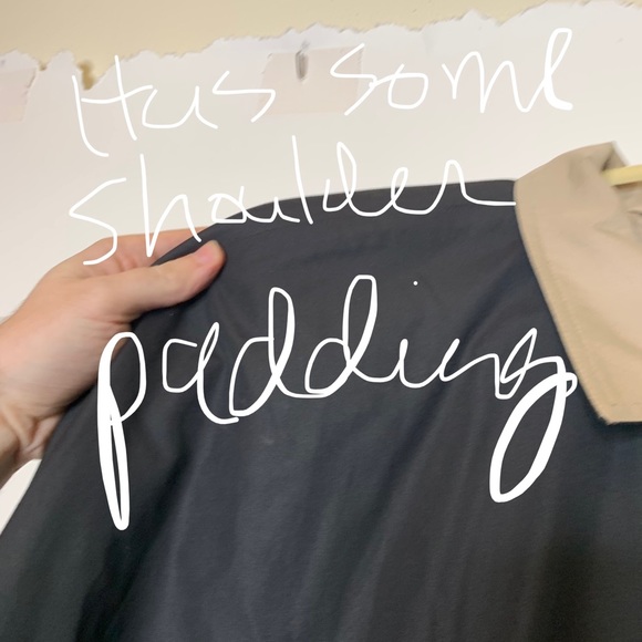 Vintage Ms Cambridge Women sz 14 Overcoat Black 27x33” w shoulder padding - Picture 9 of 9